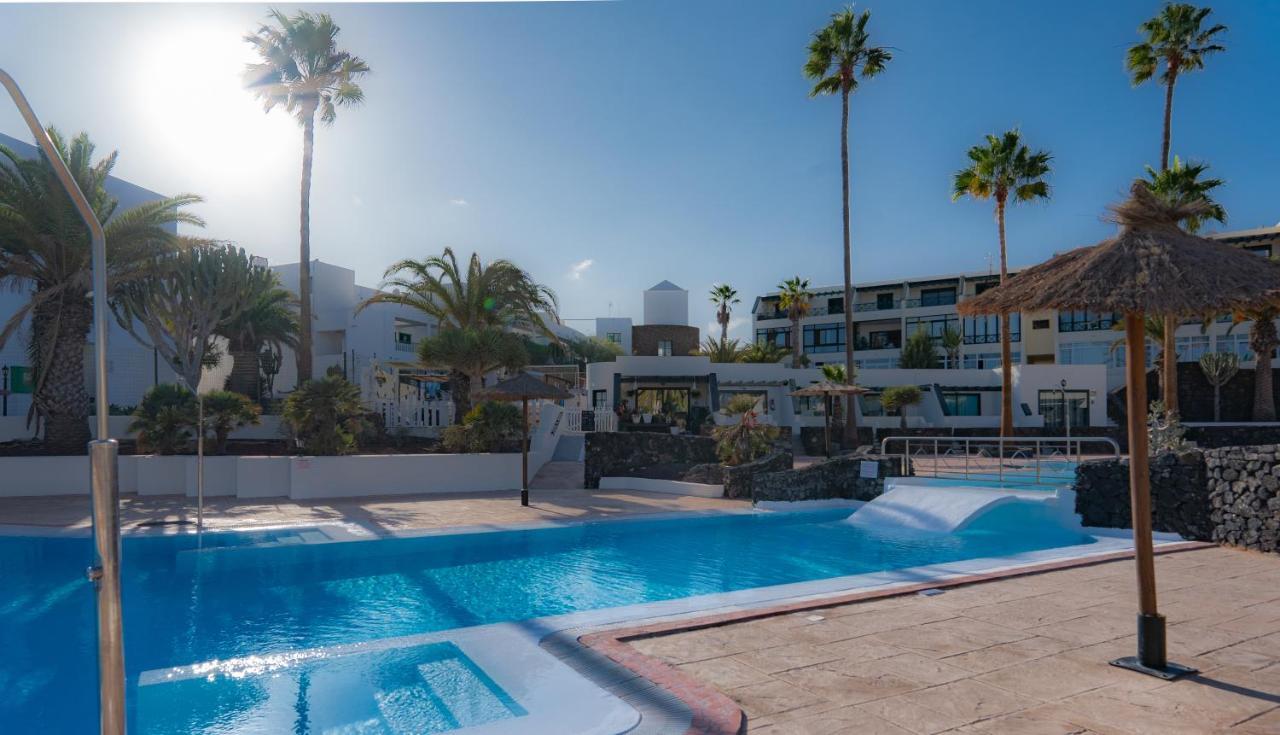 Luxury Estudio En Playa Roca A Primera Linea Del Mar Costa Teguise Extérieur photo