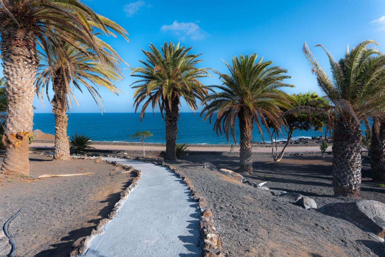 Luxury Estudio En Playa Roca A Primera Linea Del Mar Costa Teguise Extérieur photo