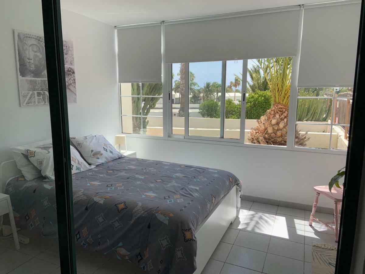 Luxury Estudio En Playa Roca A Primera Linea Del Mar Costa Teguise Extérieur photo