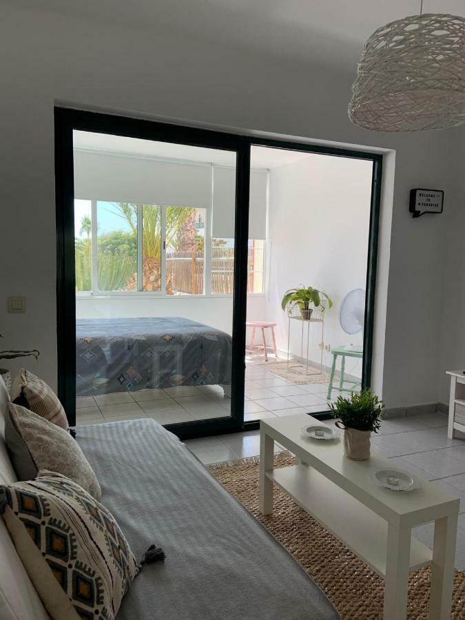 Luxury Estudio En Playa Roca A Primera Linea Del Mar Costa Teguise Extérieur photo